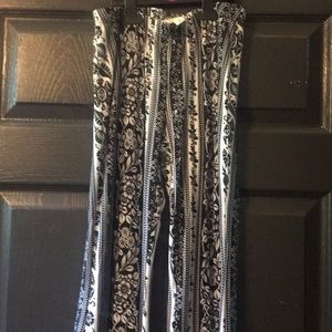 Floral stretchy pants